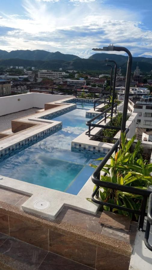 Okawango Hotel Girardot Exterior foto