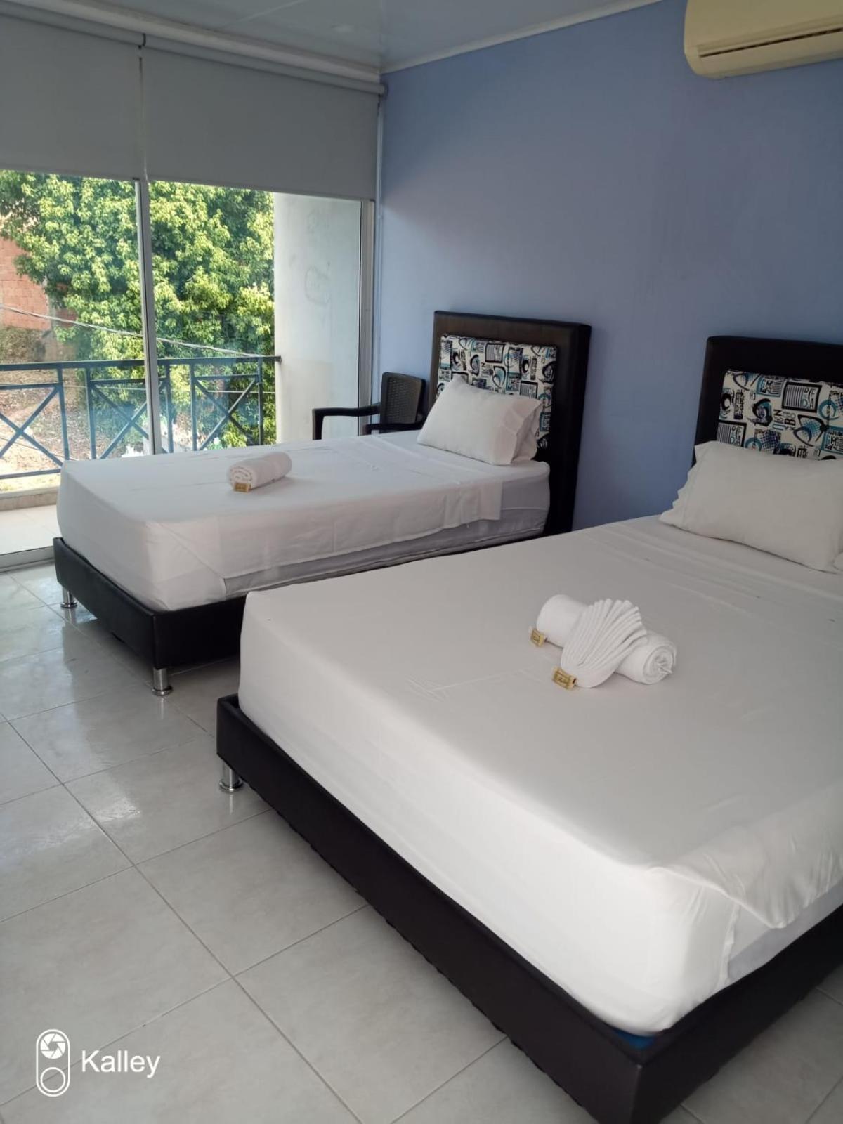 Okawango Hotel Girardot Exterior foto